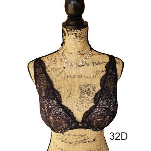 Women's Bra 32D Lace Plunge Double Push up Black Molded Sexy Bra 32D - Picture 1 of 7